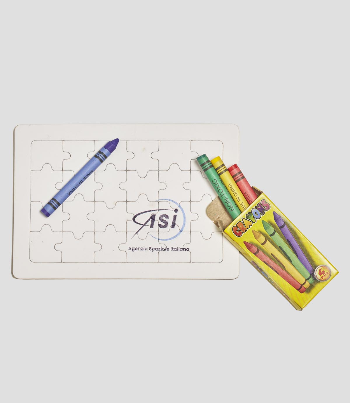 Colouring puzzle with crayons